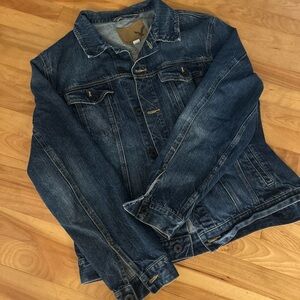 AE men’s denim jacket